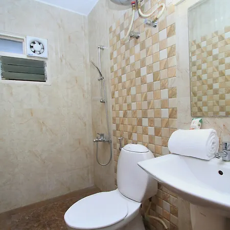 Oyo Rooms 664 Near Nagawara Flyover